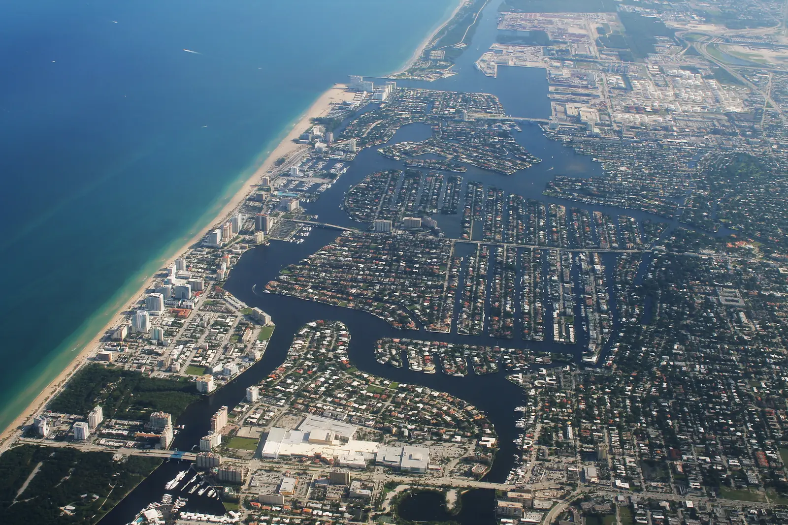 Fort Lauderdale from the air, looking south over the Intracoastal Waterway and the Las Olas isles toward Port Everglades